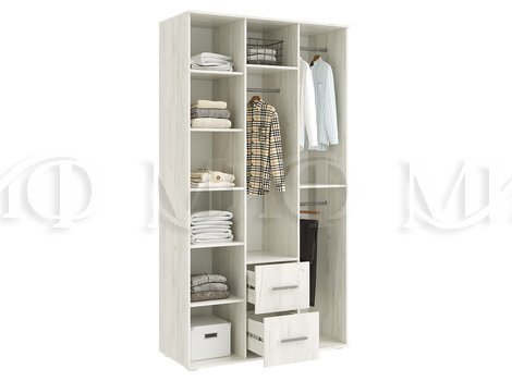 Шкаф 3-х створчатый, внутреннее наполнение